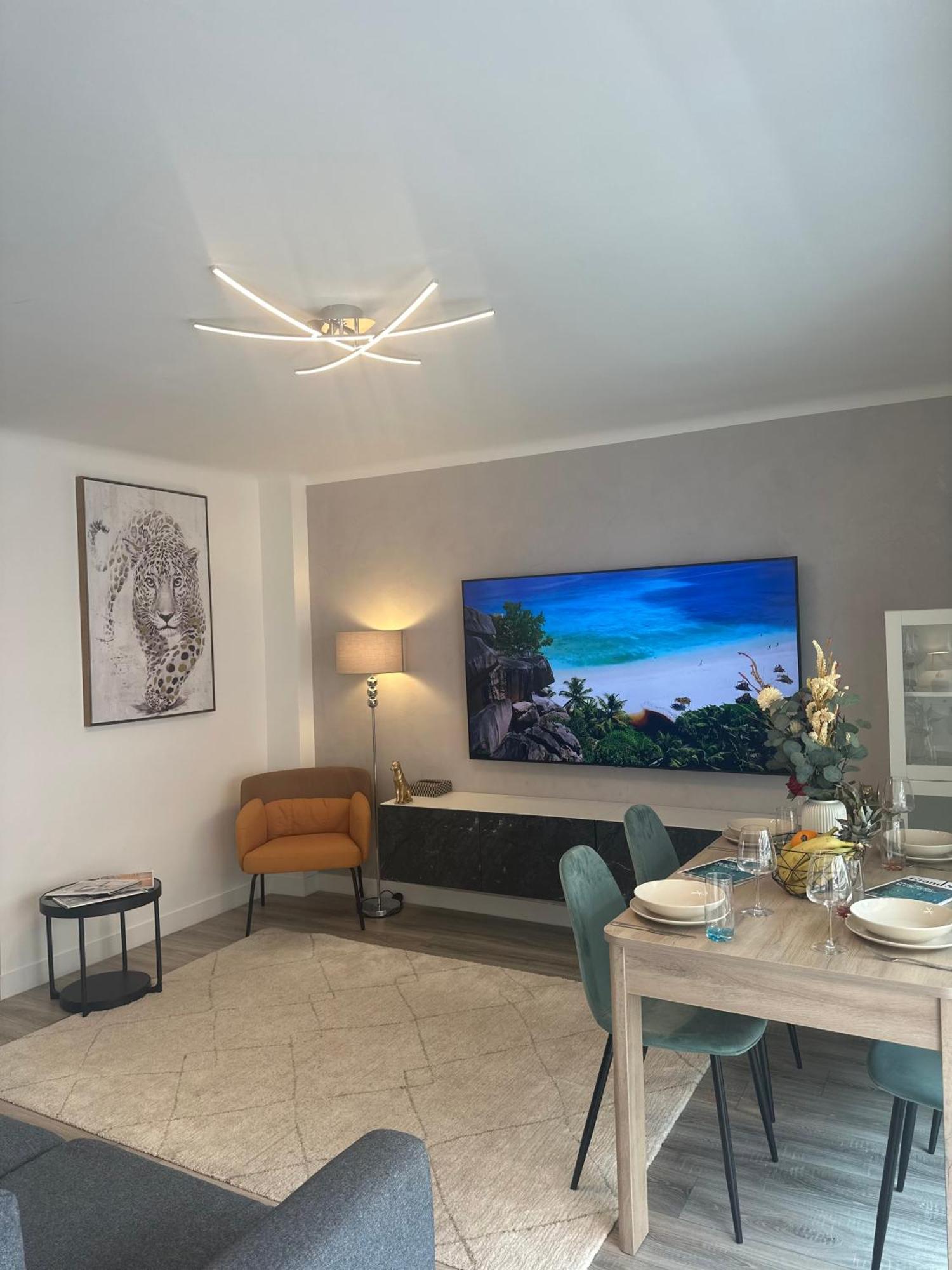 T3appartement De Luxe Croisette En Face De La Martinez 80m2 Appartement
